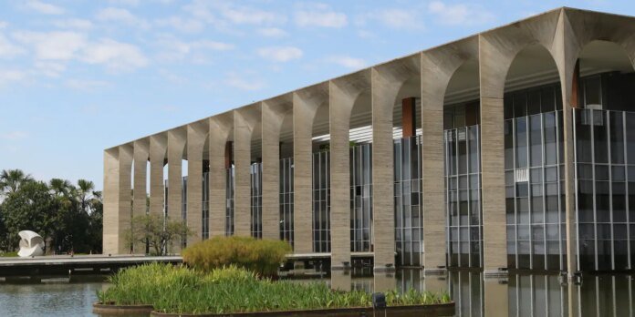 MRE monitora decisão de eurodeputados que trava acordo com Mercosul