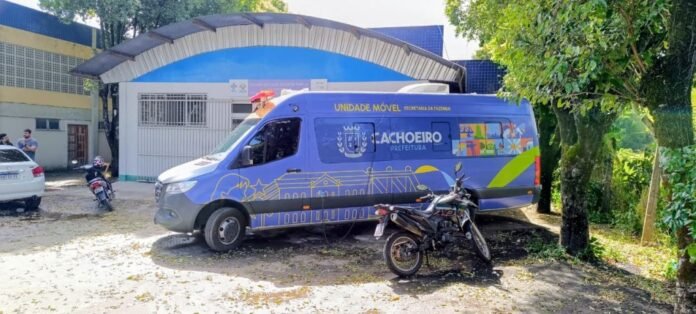 Prefeitura de Cachoeiro leva Van Itinerante do Refis 2026 aos bairros - Prefeitura de Cachoeiro de Itapemirim