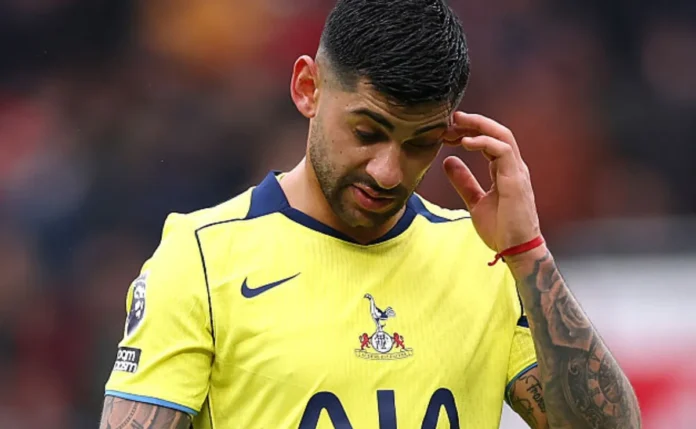 Cuti Romero vive problema com a diretoria do Tottenham e deixa o clube cercado de polêmicas