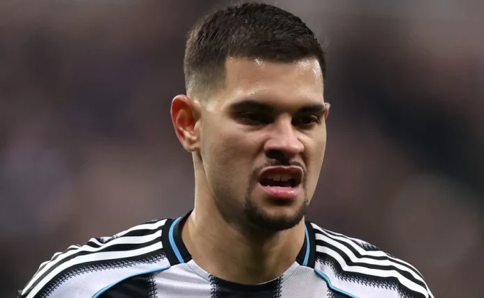 Arsenal entra na disputa por Bruno Guimarães e busca anunciá-lo como reforço