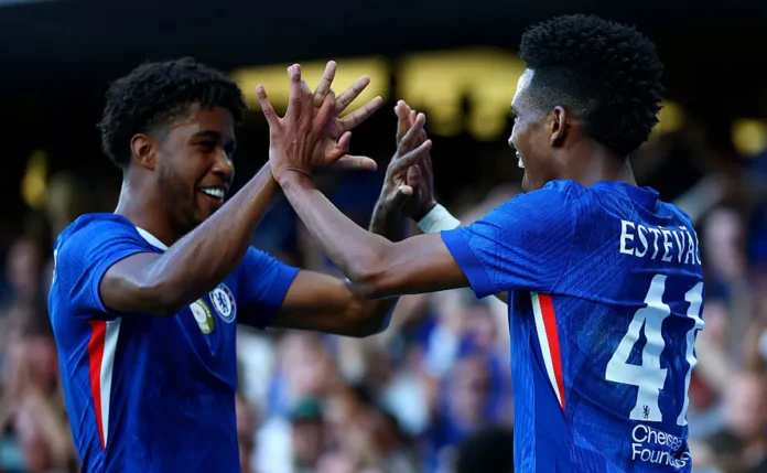 Andrey Santos exalta trio com Estêvão e João Pedro no Chelsea e elogia Liam Rosenior