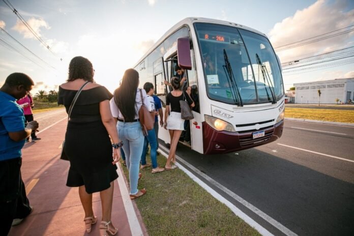 Notícia Decreto regulamenta auxílio-transporte para estudantes de cursos técnicos e universitários em Anchieta. - Prefeitura Municipal de Anchieta