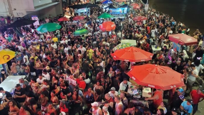 Cachoeiraço 2026: Primeira noite do retorno reúne quase 20 mil foliões e não registra nenhuma ocorrência - Prefeitura de Cachoeiro de Itapemirim