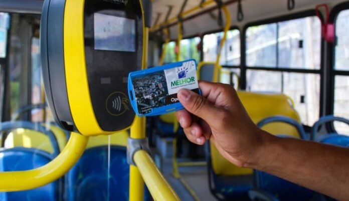 Transporte público: Cadastro do Cartão Escolar pode ser feito pela internet a partir do dia 5 - Prefeitura de Cachoeiro de Itapemirim