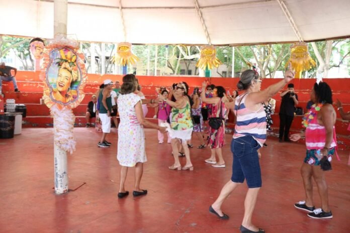 Centro de Convivência Vovó Matilde promove Carnavô nesta quinta (12) - Prefeitura de Cachoeiro de Itapemirim