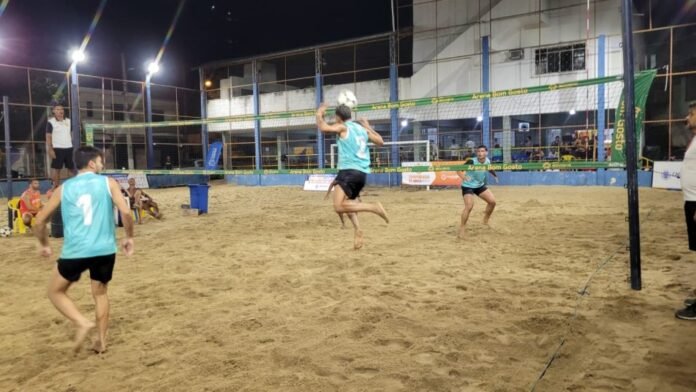 Arena do bairro Amarelo recebe finais emocionantes do Futevôlei Open - Prefeitura de Cachoeiro de Itapemirim