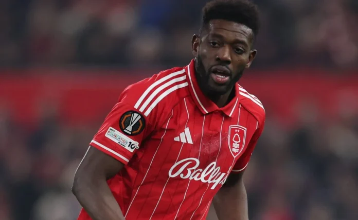 Após frustração com Elliot Anderson, Manchester United elege Sangaré como prioridade