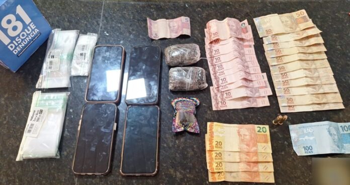 Operação Pré-Carnaval: Polícia Civil de Linhares realiza ações de combate ao tráfico e cumpre mandados