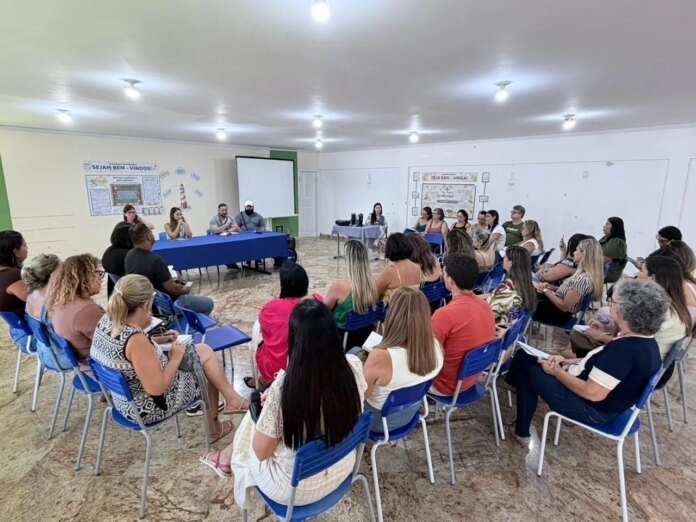 Reunião da Secretaria de Educação de Marataízes