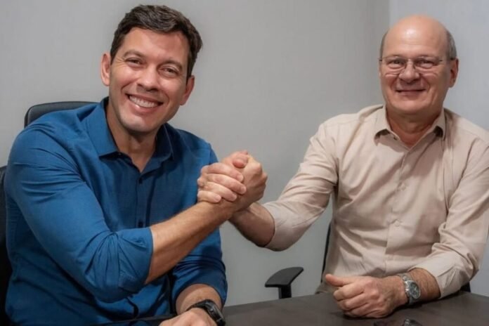 Vice-prefeito de Vila Velha deixa PSB e se junta a Arnaldinho no PSDB