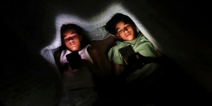 Estudo mostra impacto de vídeos curtos no desenvolvimento infantil