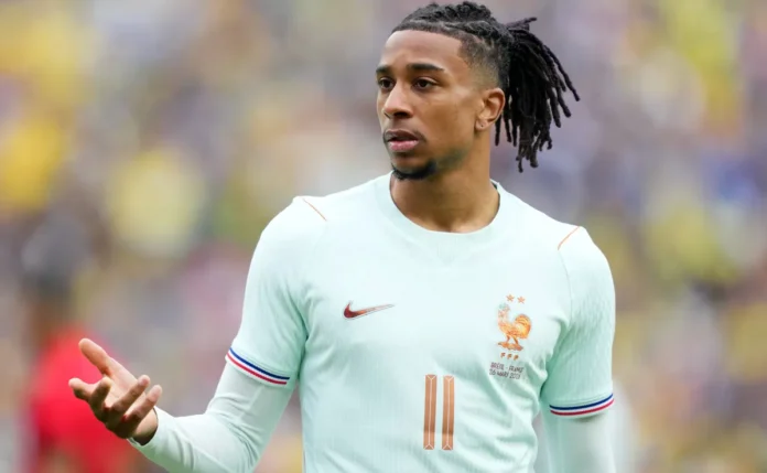 Liverpool define Yan Diomande, do RB Leipzig, como plano B para Michael Olise