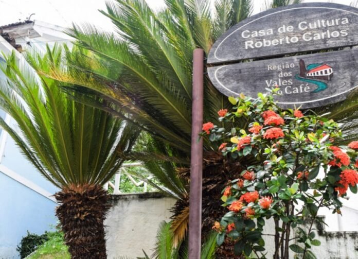 Prefeitura abre edital para seleção de cantoras para o espetáculo “Elas Cantam Roberto 2026” em Cachoeiro - Prefeitura de Cachoeiro de Itapemirim