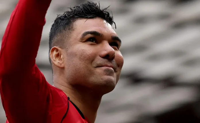 Casemiro atua nos bastidores e incentiva Manchester United a contratar Bruno Guimarães