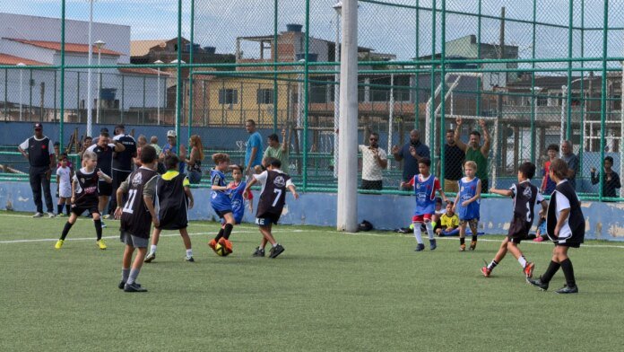 Prefeitura apóia seleção de garotos para o Vasco da Gama