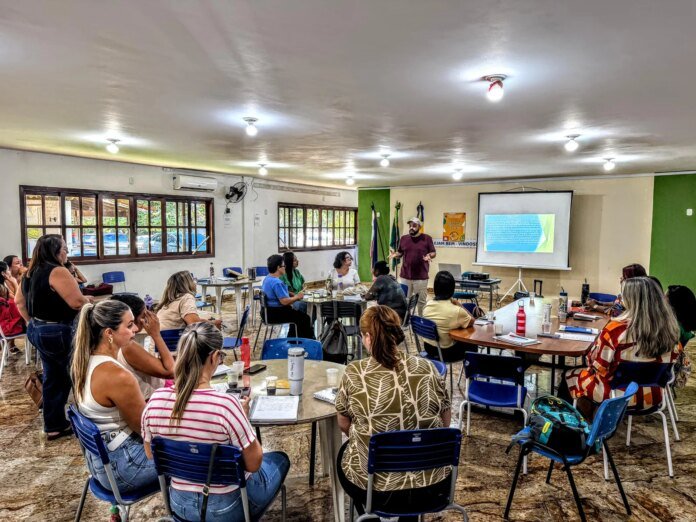 Prefeitura promove capacitação especializada para professores municipais