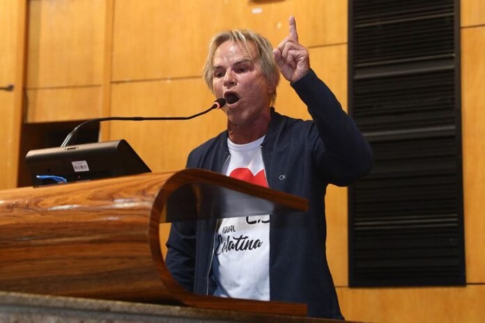 Meneguelli é confirmado no PSD e mantém disputa embolada para Senado