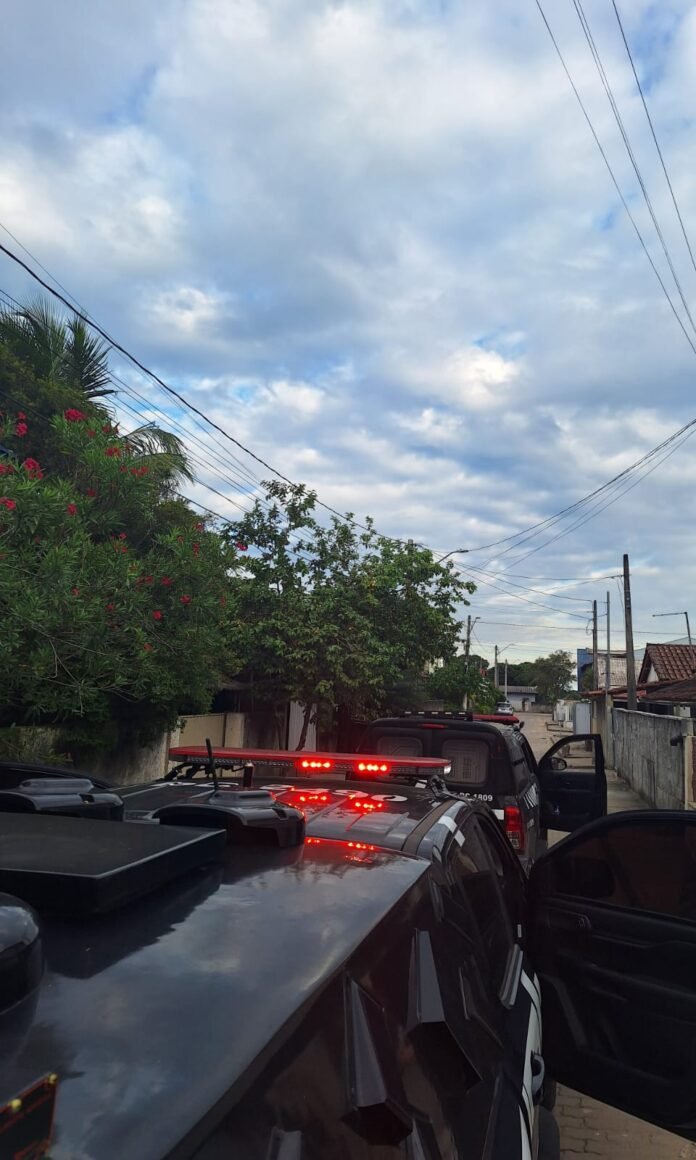 Deic de Aracruz cumpre mandado de prisão preventiva por roubo majorado