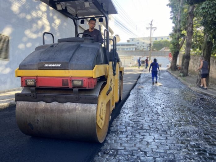 Prefeitura inicia recapeamento de 16 ruas em seis bairros de Cachoeiro - Prefeitura de Cachoeiro de Itapemirim