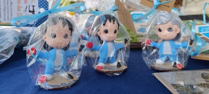 Feira de Artesanato movimenta Cachoeiro no aniversário de Roberto Carlos - Prefeitura de Cachoeiro de Itapemirim