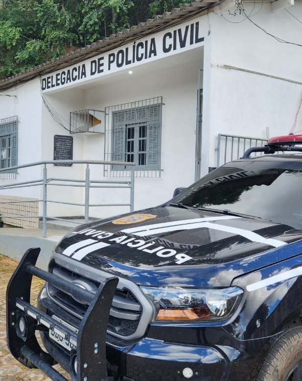 PCES cumpre mandado de prisão contra suspeito de liderar tráfico em João Neiva