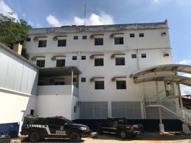 PCES cumpre mandado de prisão contra investigado por ameaçar ex-namorada em instituição de ensino em Colatina