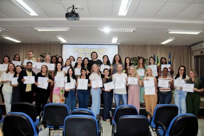 Pactuação de Metas 2026 fortalece planejamento estratégico da educação em Cachoeiro - Prefeitura de Cachoeiro de Itapemirim