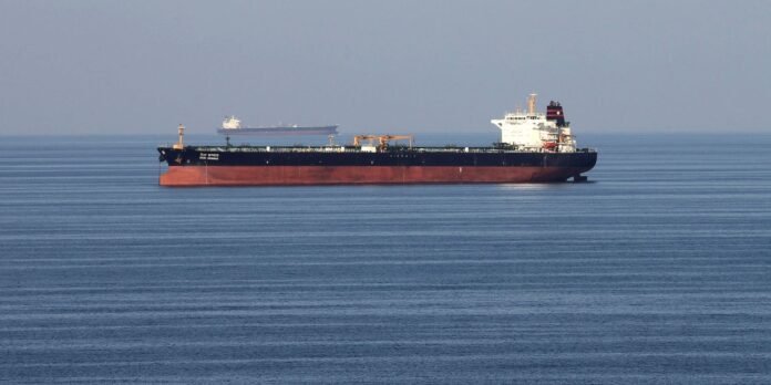 Reino Unido rejeita bloqueio proposto por Trump no Estreito de Ormuz