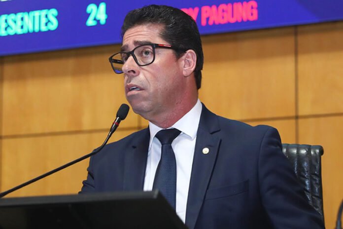 Assembleia aprova alteração de regras para ausências de deputados