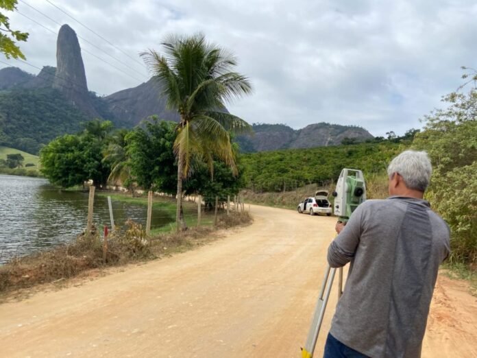Acesso ao Parque do Itabira recebe drenagem e medição - Prefeitura de Cachoeiro de Itapemirim