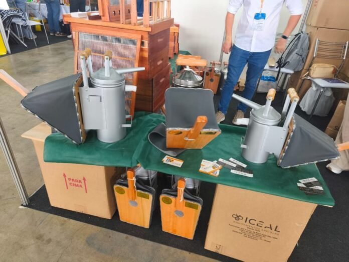 Cachoeiro participa de Congresso de Apicultura e reforça qualificação na cadeia produtiva do mel - Prefeitura de Cachoeiro de Itapemirim