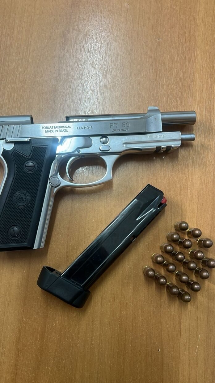 Deam de Cariacica apreende arma de fogo durante operação