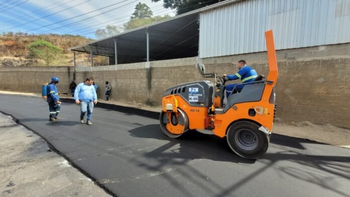 Recapeamento: novo pacote vai chegar a 68 ruas de Cachoeiro - Prefeitura de Cachoeiro de Itapemirim