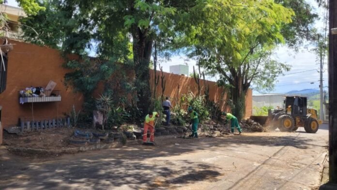 Prefeitura de Cachoeiro realiza ações de limpeza e manutenção no Bela Vista - Prefeitura de Cachoeiro de Itapemirim