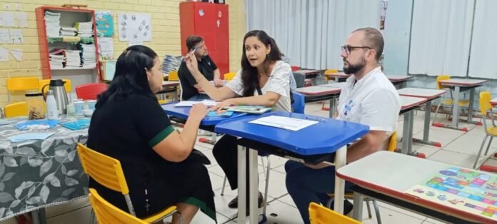 Projetos do Procon levam informações sobre Direito do Consumidor às comunidades - Prefeitura de Cachoeiro de Itapemirim