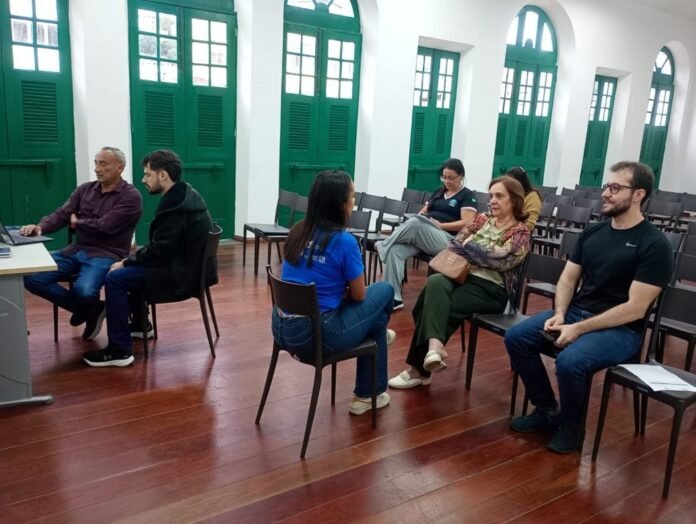 Prefeitura e Ifes promovem Plantão Tira-Dúvidas sobre Programa Gênesis em Cachoeiro - Prefeitura de Cachoeiro de Itapemirim