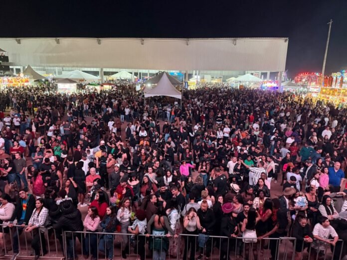 Com Michel Teló, Festa de Cachoeiro reúne 50 mil pessoas e entra para a história com público recorde - Prefeitura de Cachoeiro de Itapemirim