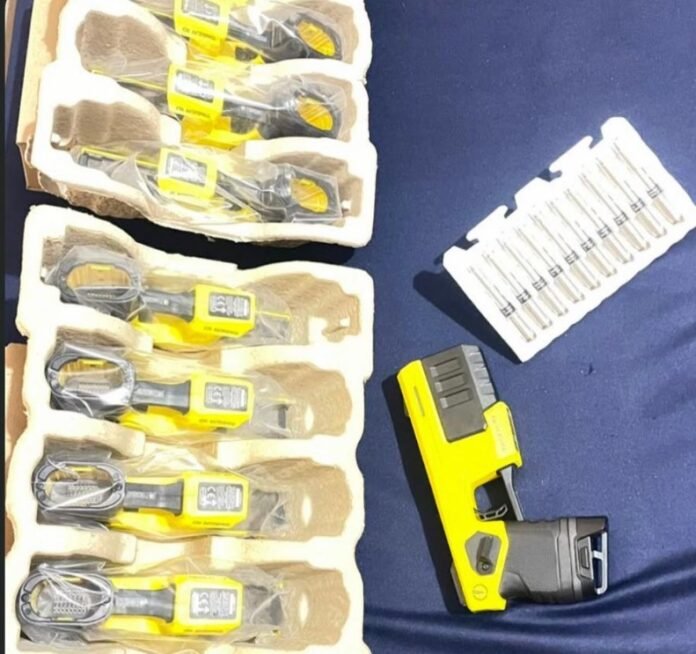 Notícia Guarda Municipal de Anchieta recebe 25 kits do TASER 10 e reforça atuação nas ruas - Prefeitura Municipal de Anchieta