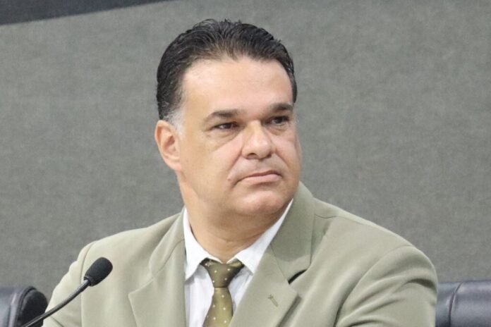 Novo aposta em diluição do ‘efeito Zema’ para consolidar aliança com PL