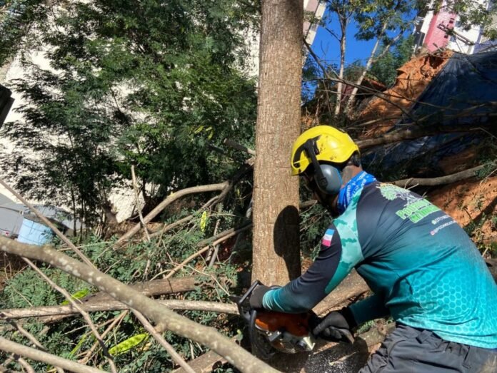 Obras de contenção avançam no centro e em comunidades de Cachoeiro - Prefeitura de Cachoeiro de Itapemirim