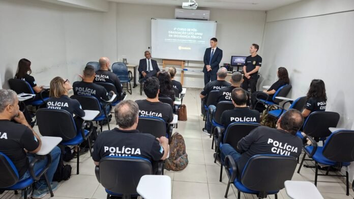 Acadepol realiza aula inaugural da 4ª turma de pós-graduação em Segurança Pública
