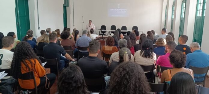 Servidores participam da segunda etapa de treinamento sobre Execução Orçamentária - Prefeitura de Cachoeiro de Itapemirim