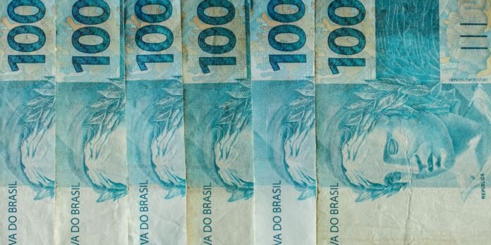 Caixa paga Bolsa Família de julho a beneficiários com NIS de final 4