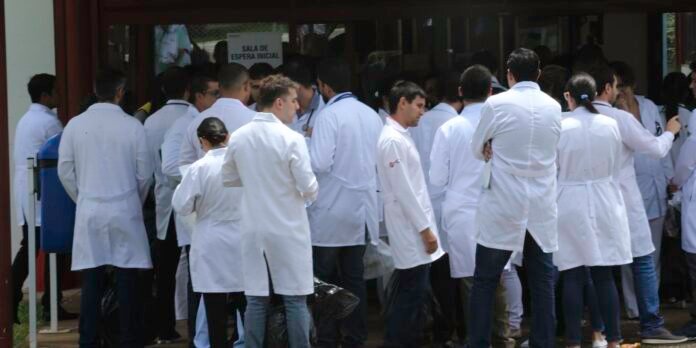 Enare: inscrição para residência médica com pré-requisito segue até 4ª