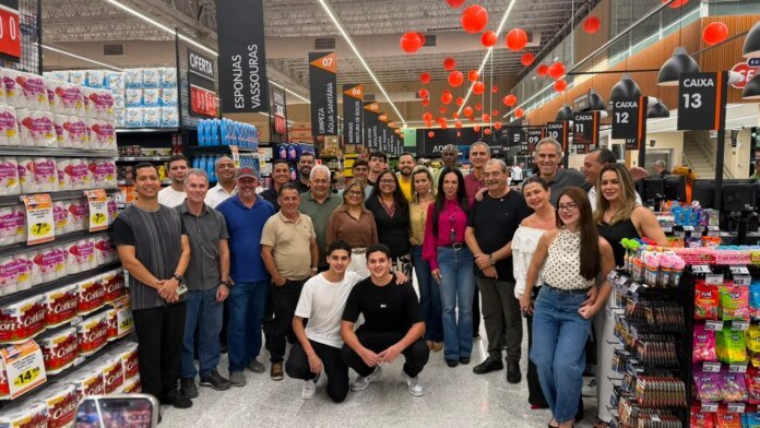 Prefeito destaca importância de novo supermercado para Marataízes 