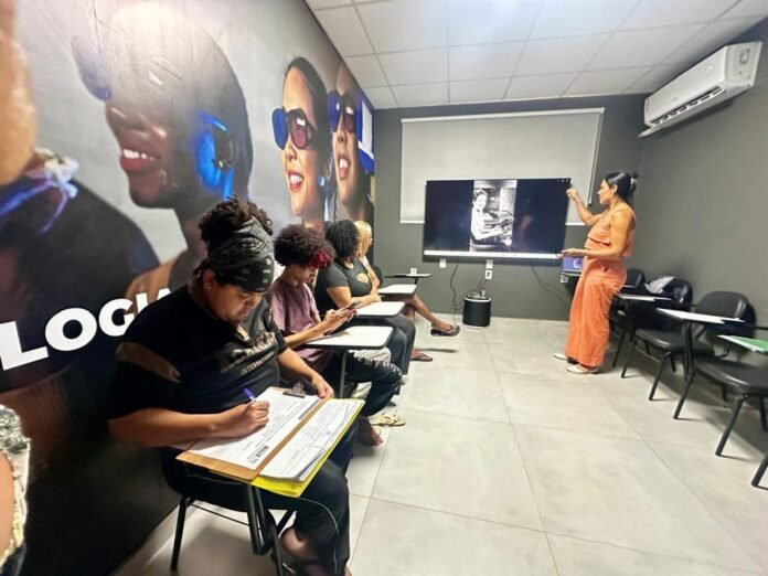 Oficina apresenta profissões do futuro a jovens do CRJ Rubem Braga - Prefeitura de Cachoeiro de Itapemirim