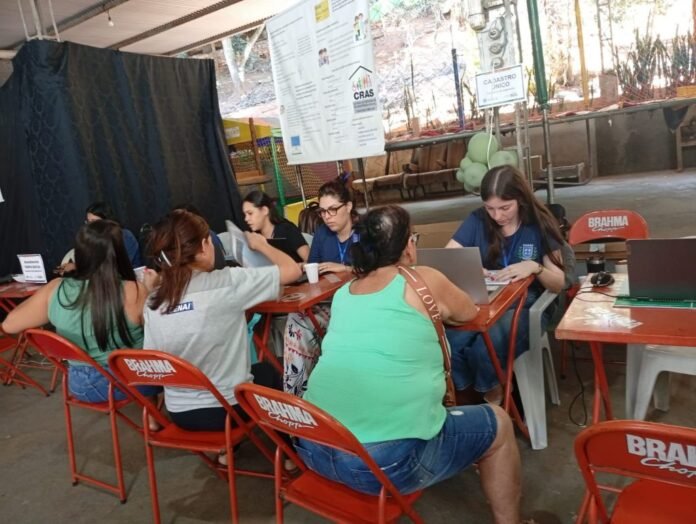 CRAS Itaoca Pedra leva serviços, saúde e oportunidades para moradores de Coutinho - Prefeitura de Cachoeiro de Itapemirim