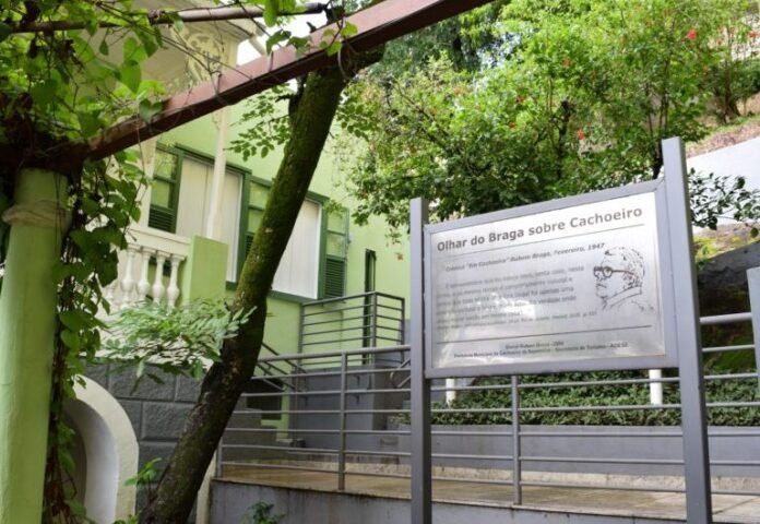 Academia Cachoeirense de Letras celebra 115 anos de Newton Braga com poesia e música - Prefeitura de Cachoeiro de Itapemirim