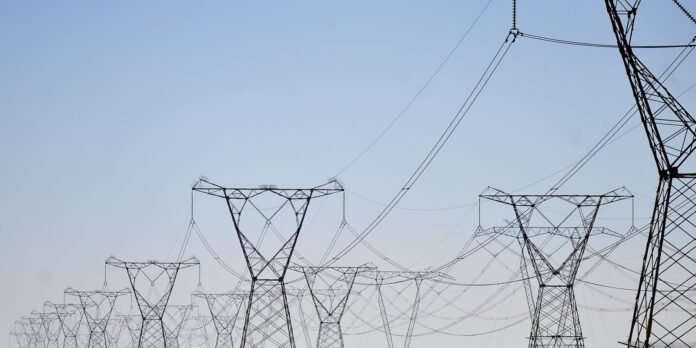 ONS suspende geração excedente de energia pela segunda vez no ano
