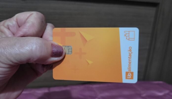 Prefeitura de Cachoeiro antecipa ticket-alimentação para servidores antes do Dia dos Pais - Prefeitura de Cachoeiro de Itapemirim